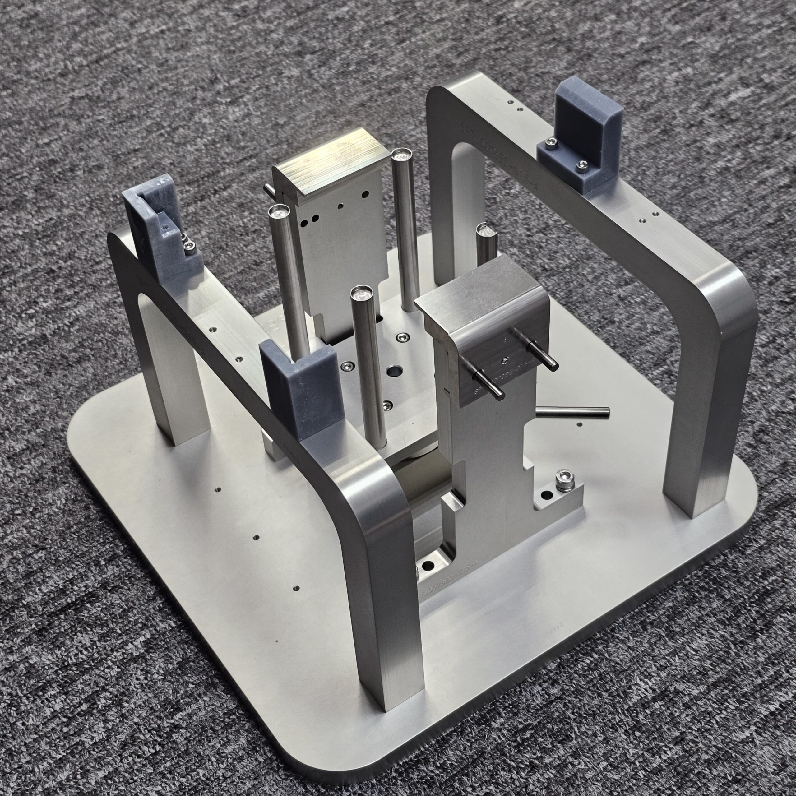 Sample 1 - customized cammed compression jig with mixed 3D printed parts to reduce process cost and time